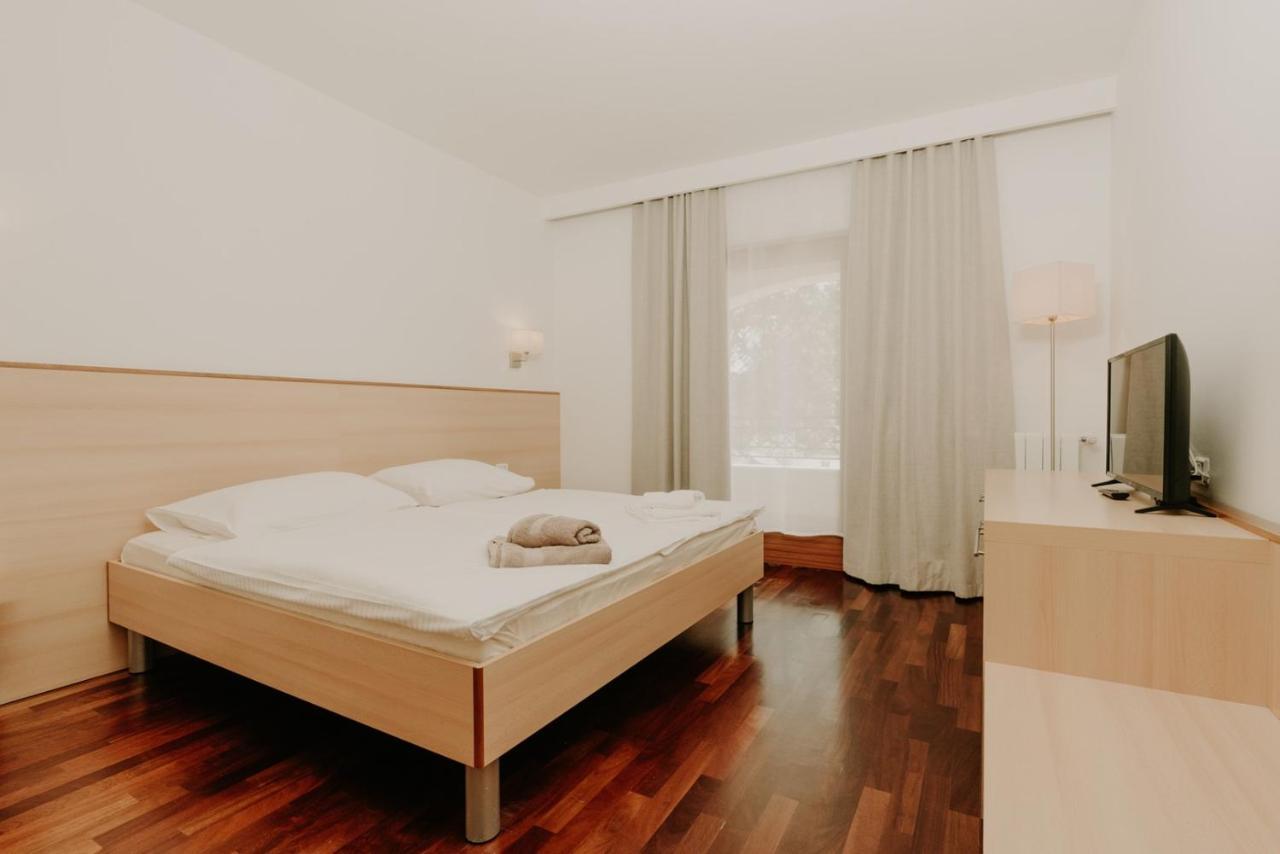 Bed And Breakfast Kolo Adults Only Buzinija ภายนอก รูปภาพ