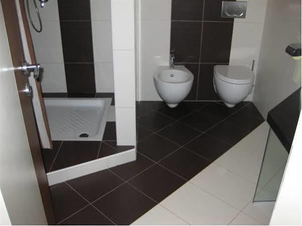 Bed And Breakfast Kolo Adults Only Buzinija ภายนอก รูปภาพ