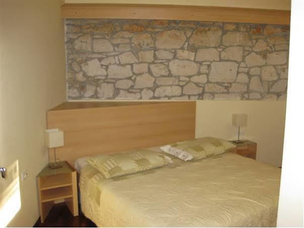 Bed And Breakfast Kolo Adults Only Buzinija ภายนอก รูปภาพ